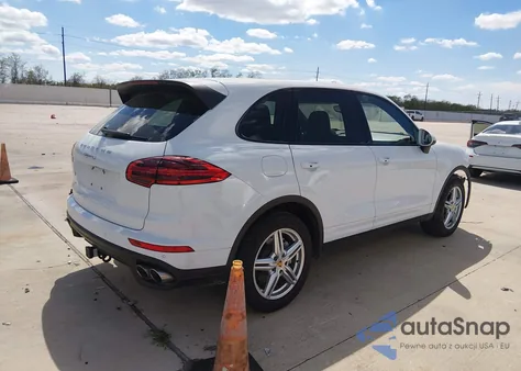 2016 Porsche Cayenne S z USA, uszkodzony, nr VIN WP1AB2A29GLA93652